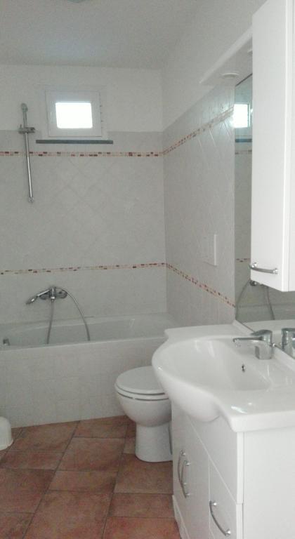 Dori Levanto Bagian luar foto